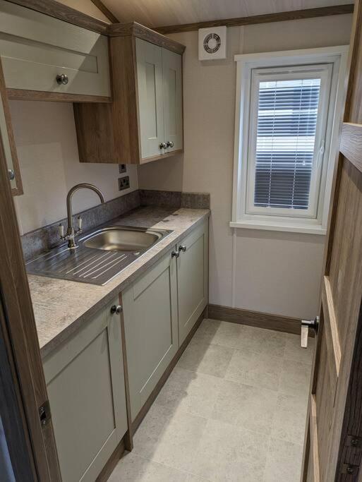 Kingfisher Lodge Woodhall Spa Bagian luar foto