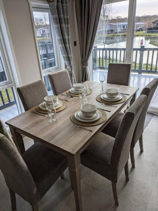 Kingfisher Lodge Woodhall Spa Bagian luar foto