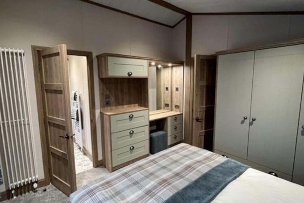 Kingfisher Lodge Woodhall Spa Bagian luar foto