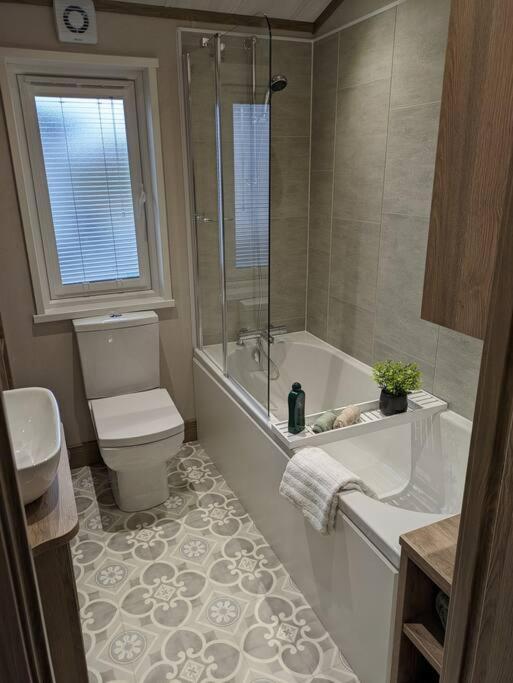 Kingfisher Lodge Woodhall Spa Bagian luar foto